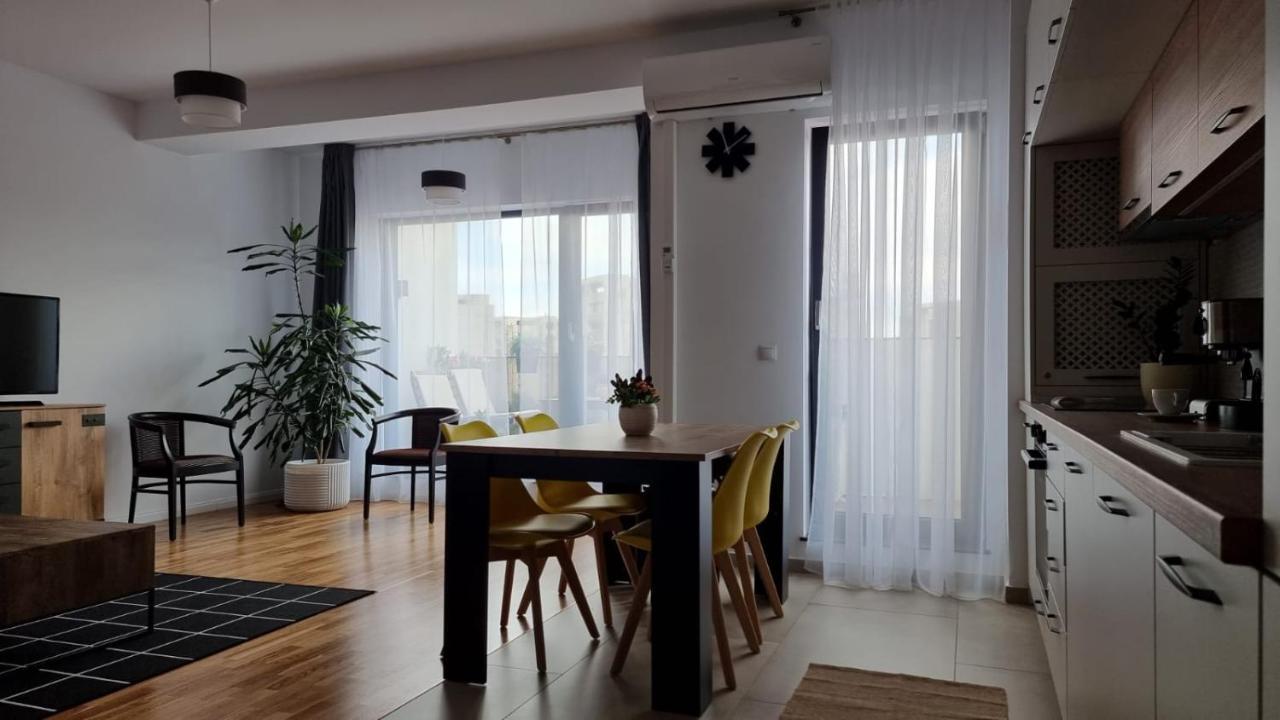 Penthouse Cosmopolit Apartment Brasov Exterior photo